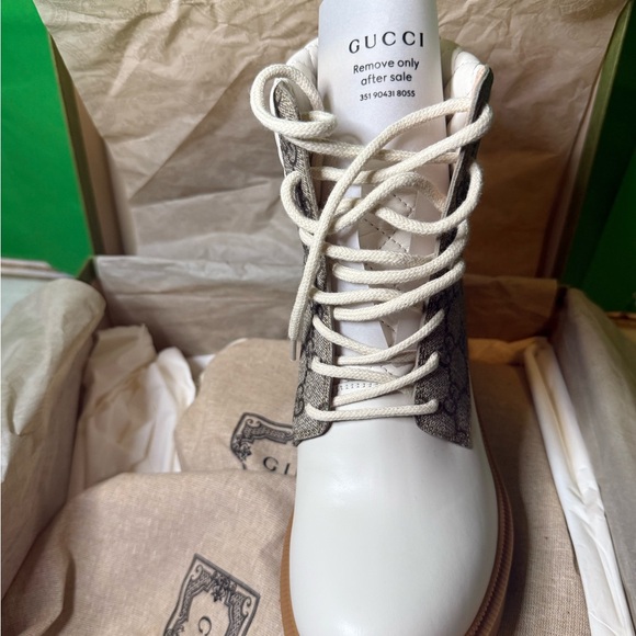 Gucci GG supreme white ankle boots - Picture 3 of 8